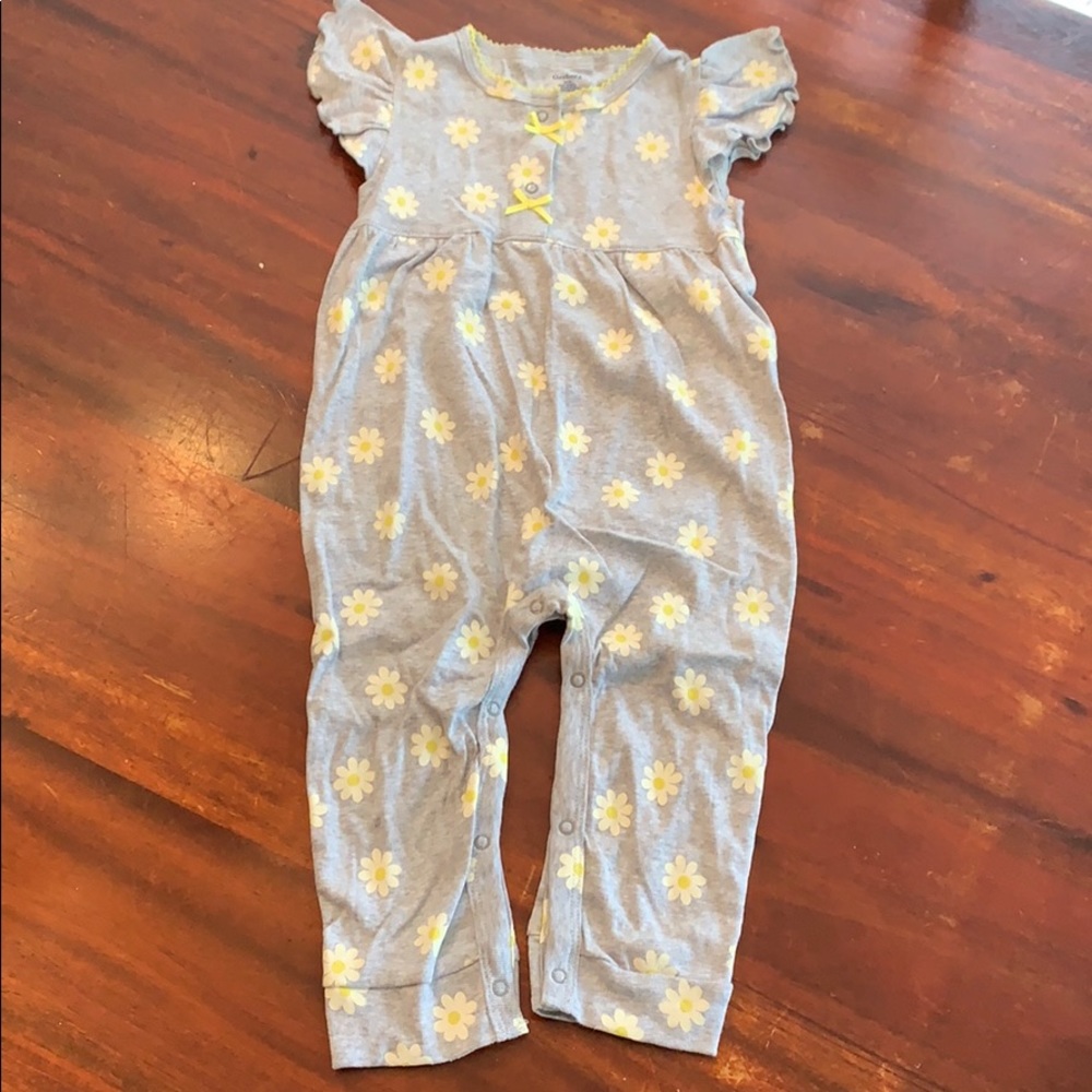 Daisy jumpsuit. Size 18M